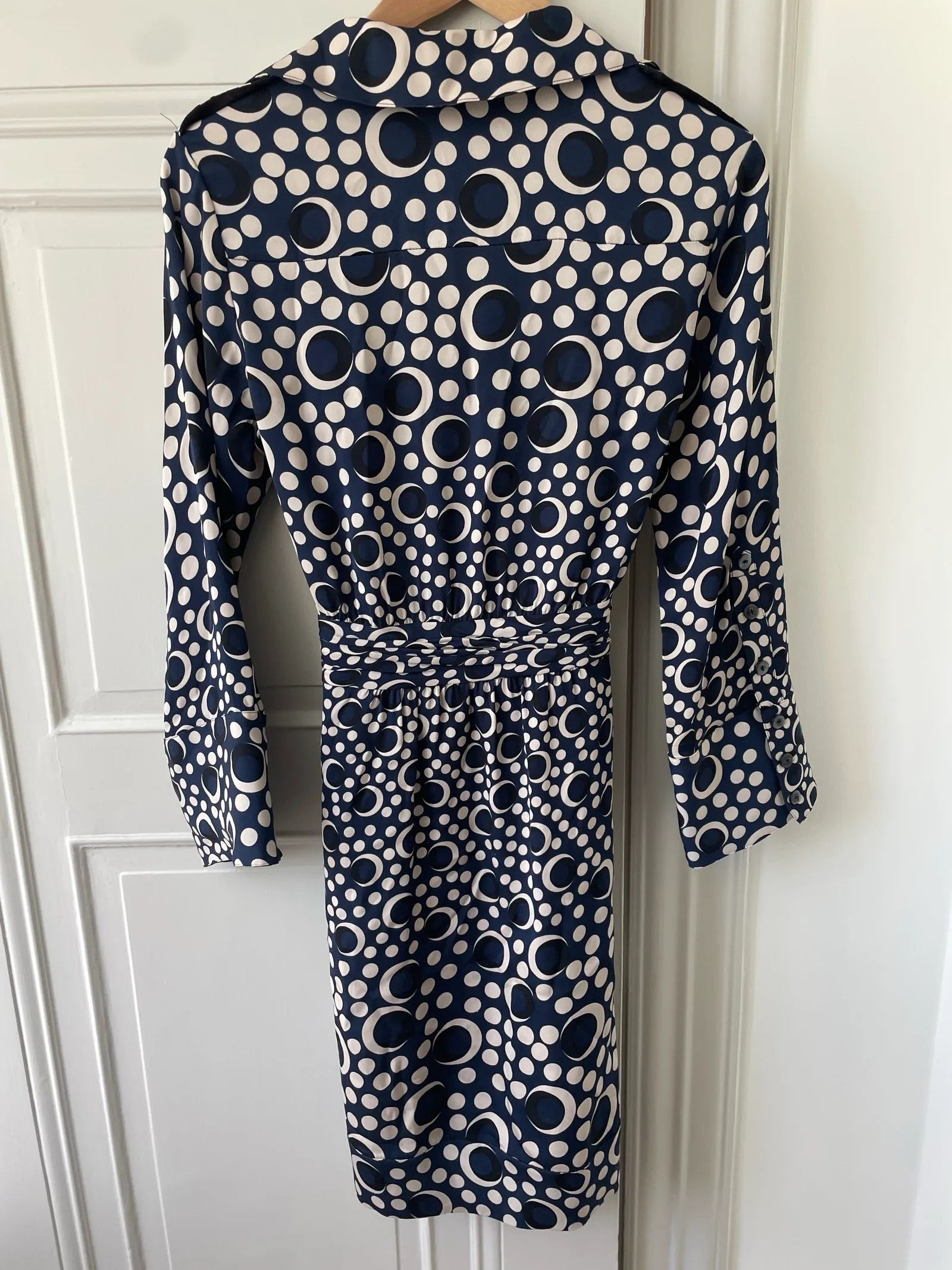 Diane von Furstenberg Diane von Furstenberg Dress Size S / US 4 / IT 40 - 3 Thumbnail