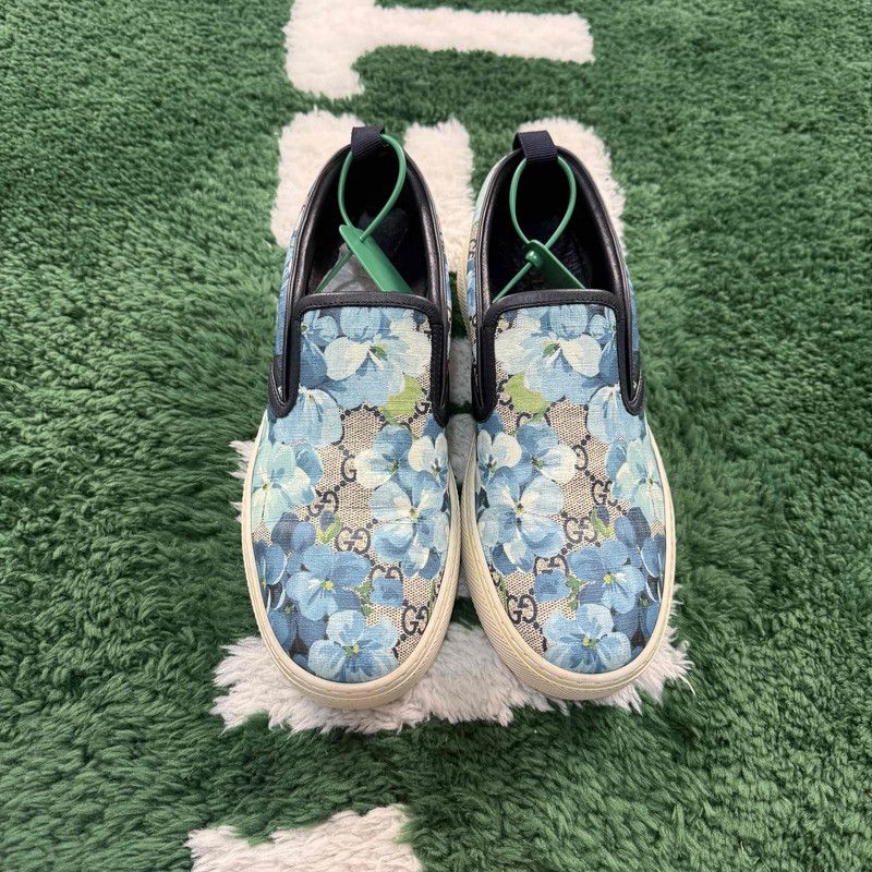 Gucci Gucci Blue Floral Slip-On Sneakers for Men Size US 9.5 / EU 42-43 - 2 Thumbnail