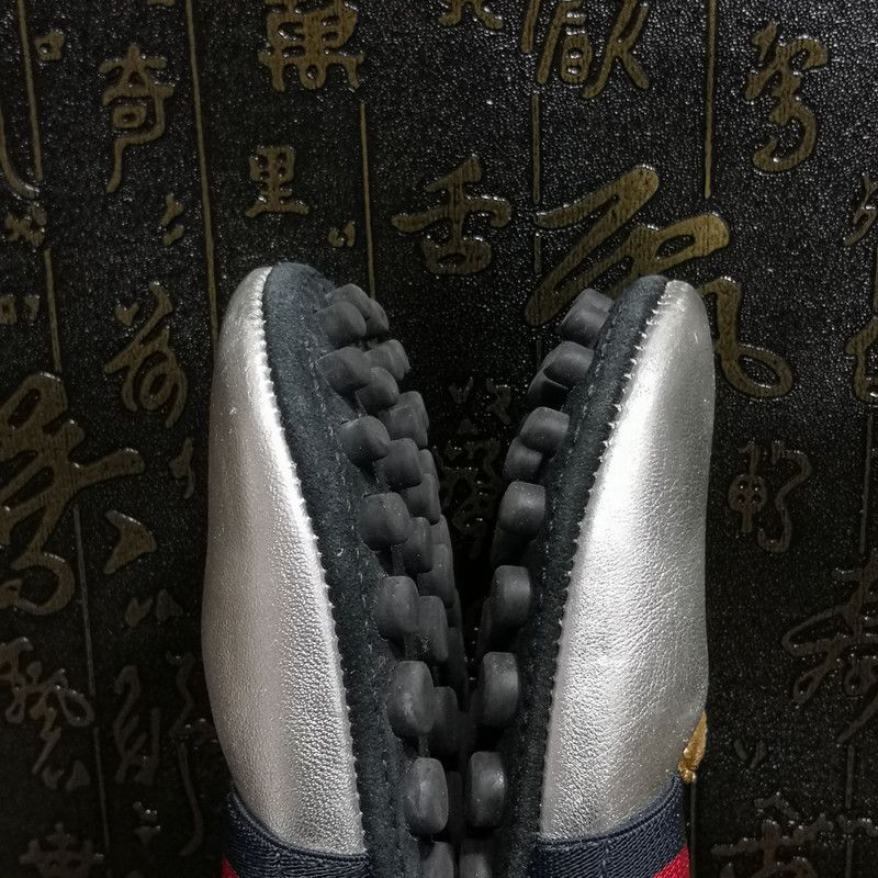 Gucci Gucci Silver Bee Ballet Flats Size US 7.5 / EU 40-41 - 8 Thumbnail