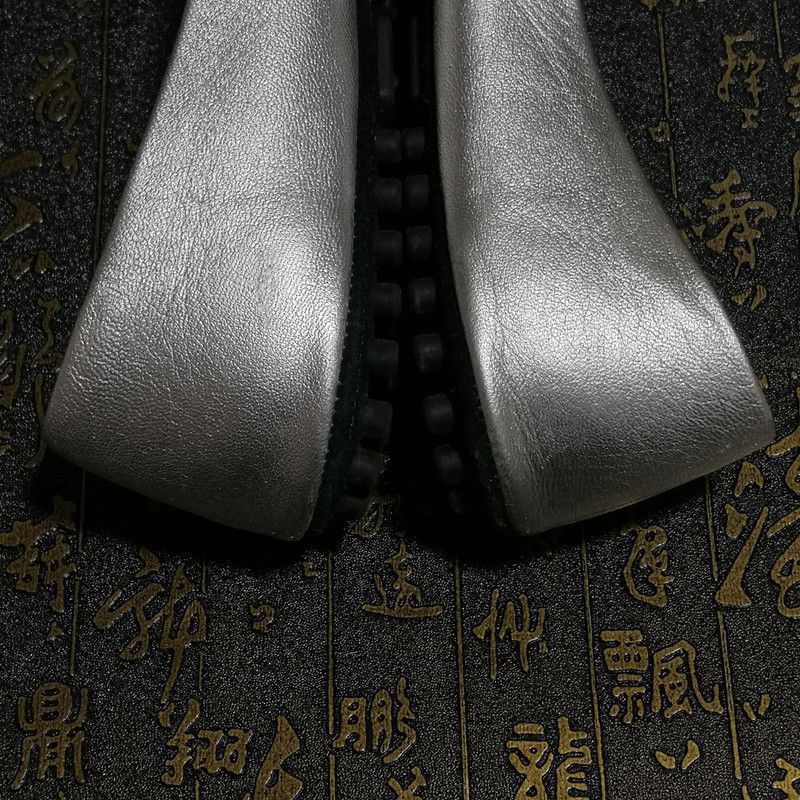 Gucci Gucci Silver Bee Ballet Flats Size US 7.5 / EU 40-41 - 11 Thumbnail