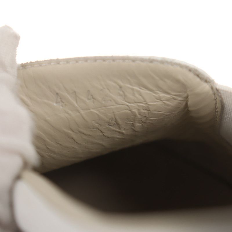 Gucci Gucci Casual Slip-On Sneakers in White Size US 6 / EU 39 - 11 Thumbnail