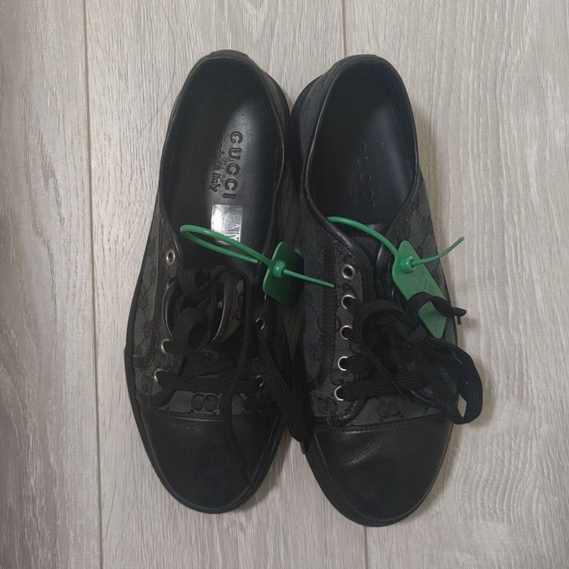 Gucci Gucci Stylish Low-Top Sneakers for Men Size US 9.5 / EU 42-43 - 2 Thumbnail