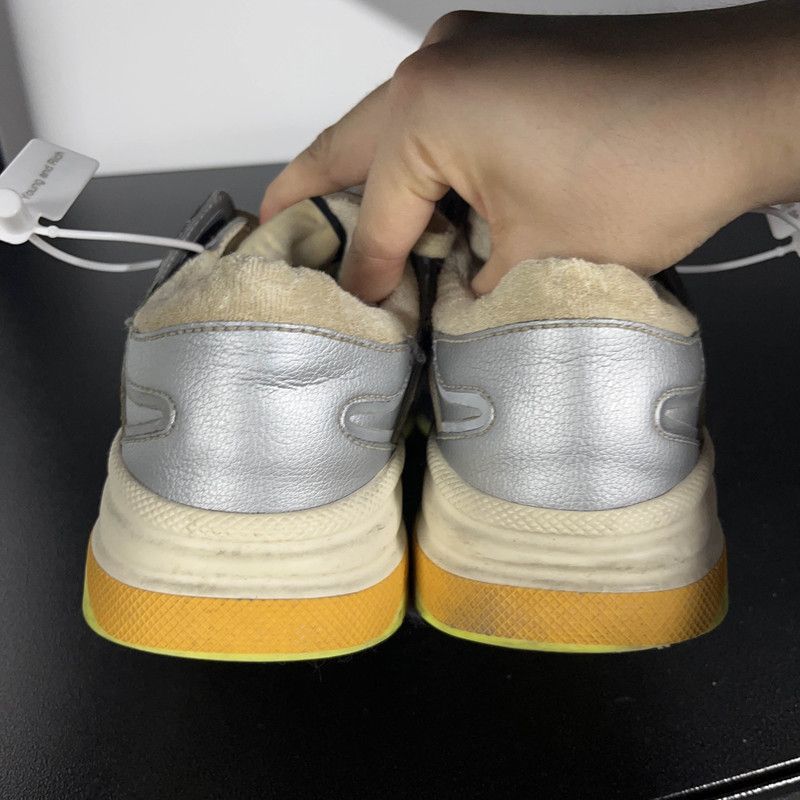 Gucci Gucci Ultrapace Silver Metallic Low-Top Sneakers Size US 6.5 / EU 39-40 - 3 Thumbnail