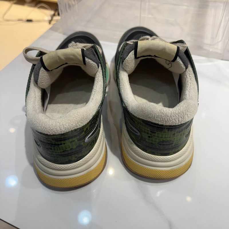 Gucci Gucci Ultrapace Low-Top Sneakers for Men Size US 9.5 / EU 42-43 - 3 Thumbnail