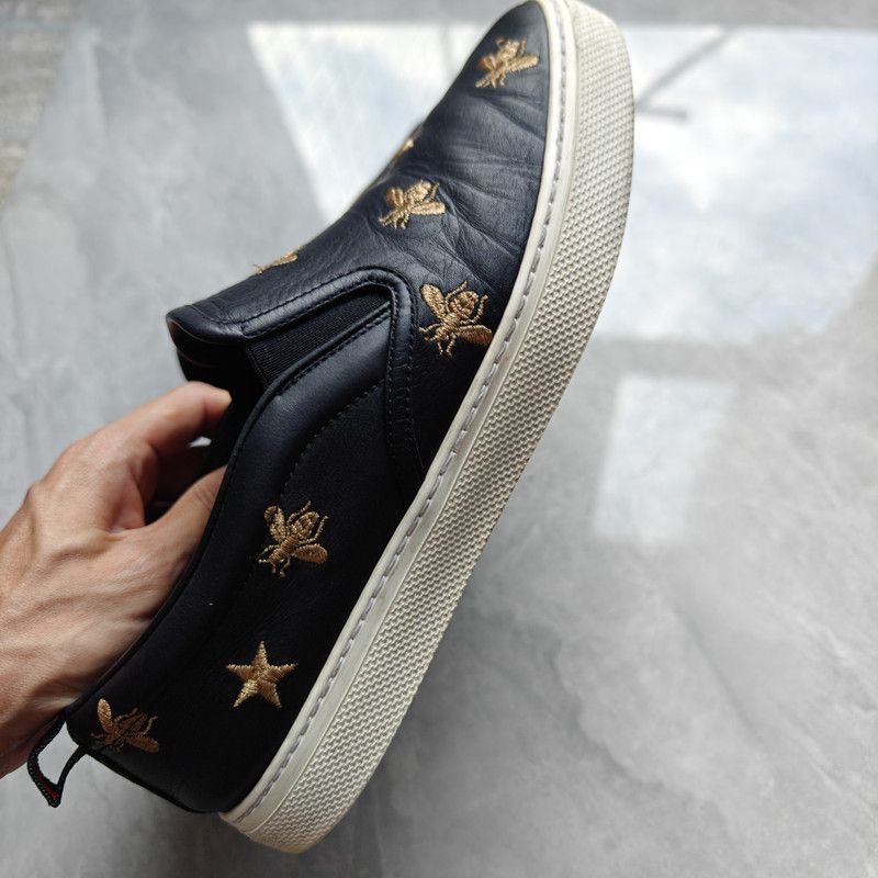 Gucci Gucci Black Leather Bee Embroidered Slip-On Sneakers Size US 8 / EU 41 - 8 Thumbnail