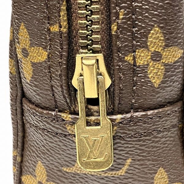 Louis Vuitton Louis Vuitton Louis Vuitton Trusse Toilette 23 Monogram Clutch Bag Canvas Vanity Bag M47524 Size ONE SIZE - 4 Thumbnail