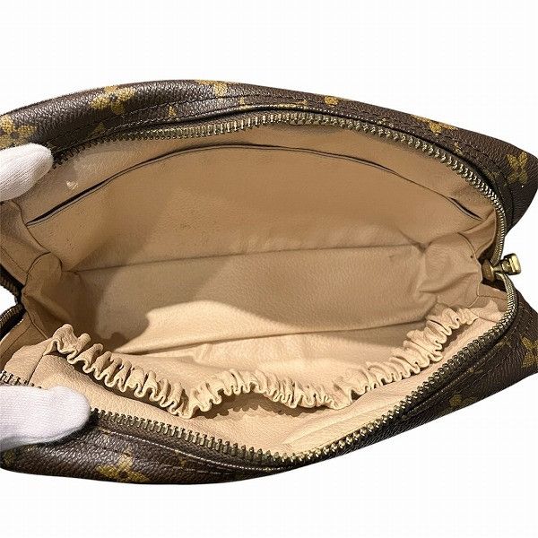 Louis Vuitton Louis Vuitton Louis Vuitton Trusse Toilette 23 Monogram Clutch Bag Canvas Vanity Bag M47524 Size ONE SIZE - 6 Thumbnail