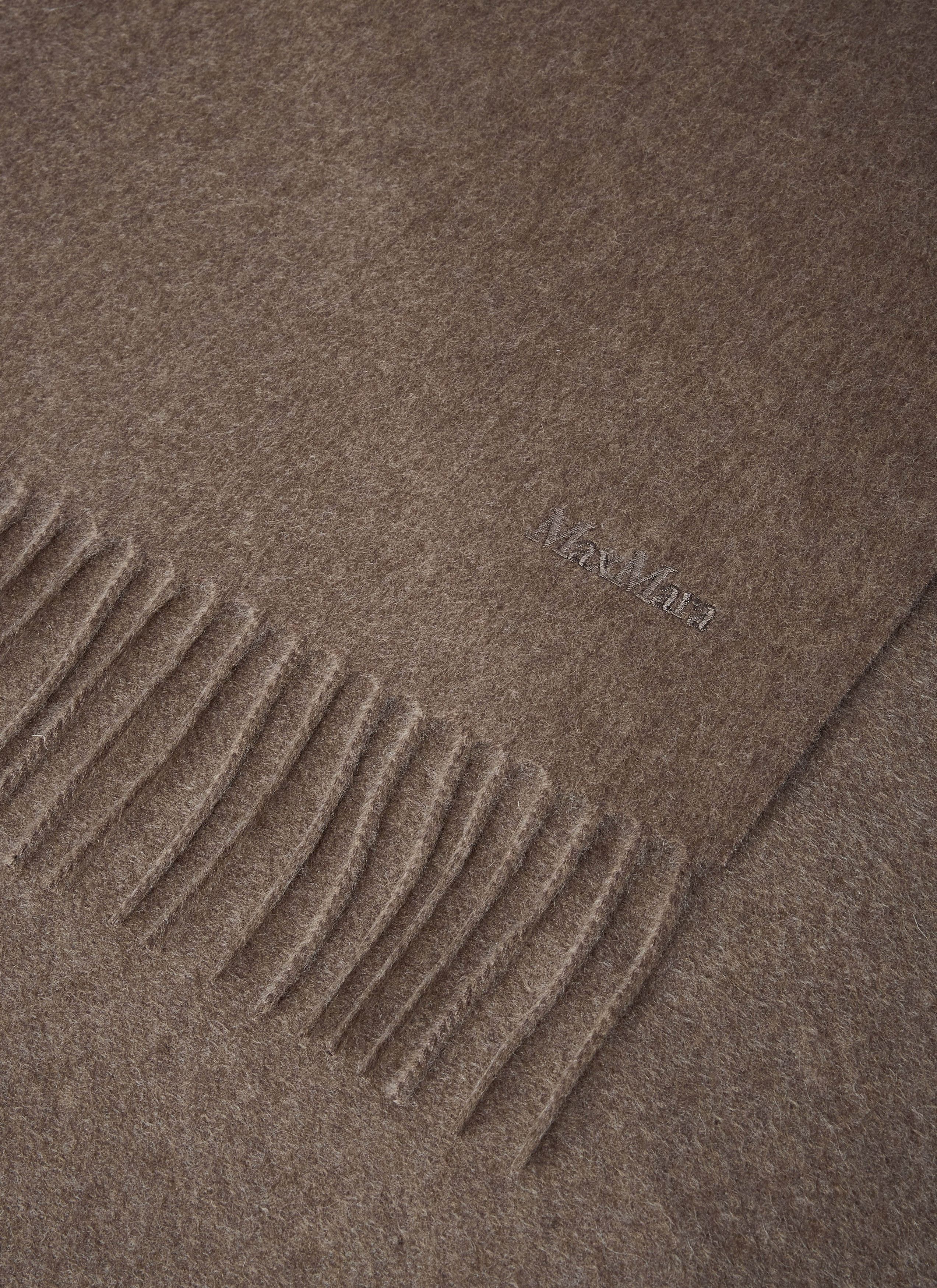 Max Mara Cashmere Scarf Size ONE SIZE - 2 Thumbnail