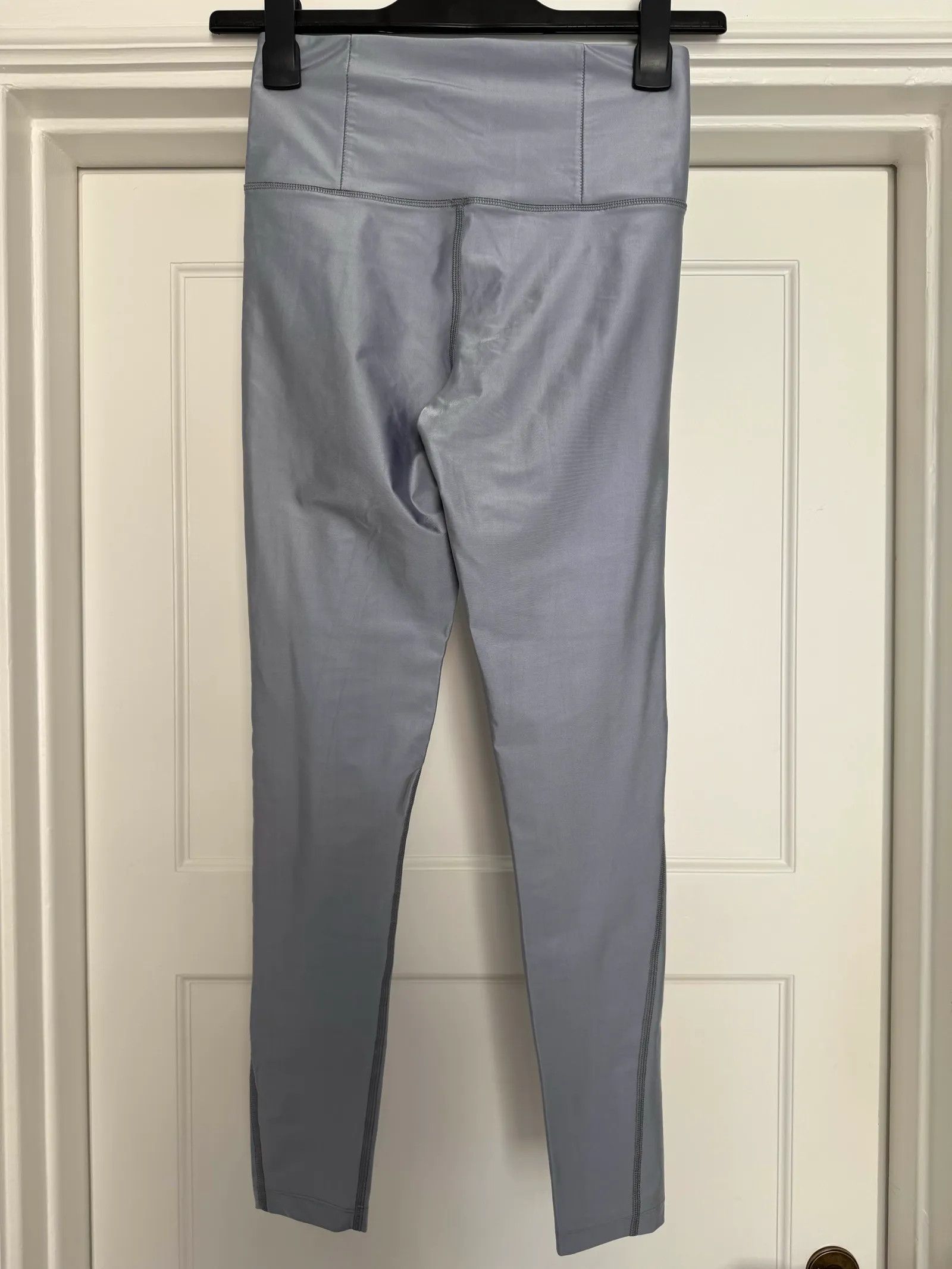 Filippa K Filippa K Cropped Gloss Leggings 26894 Tights Size 27" / US 4 / IT 40 - 4 Thumbnail