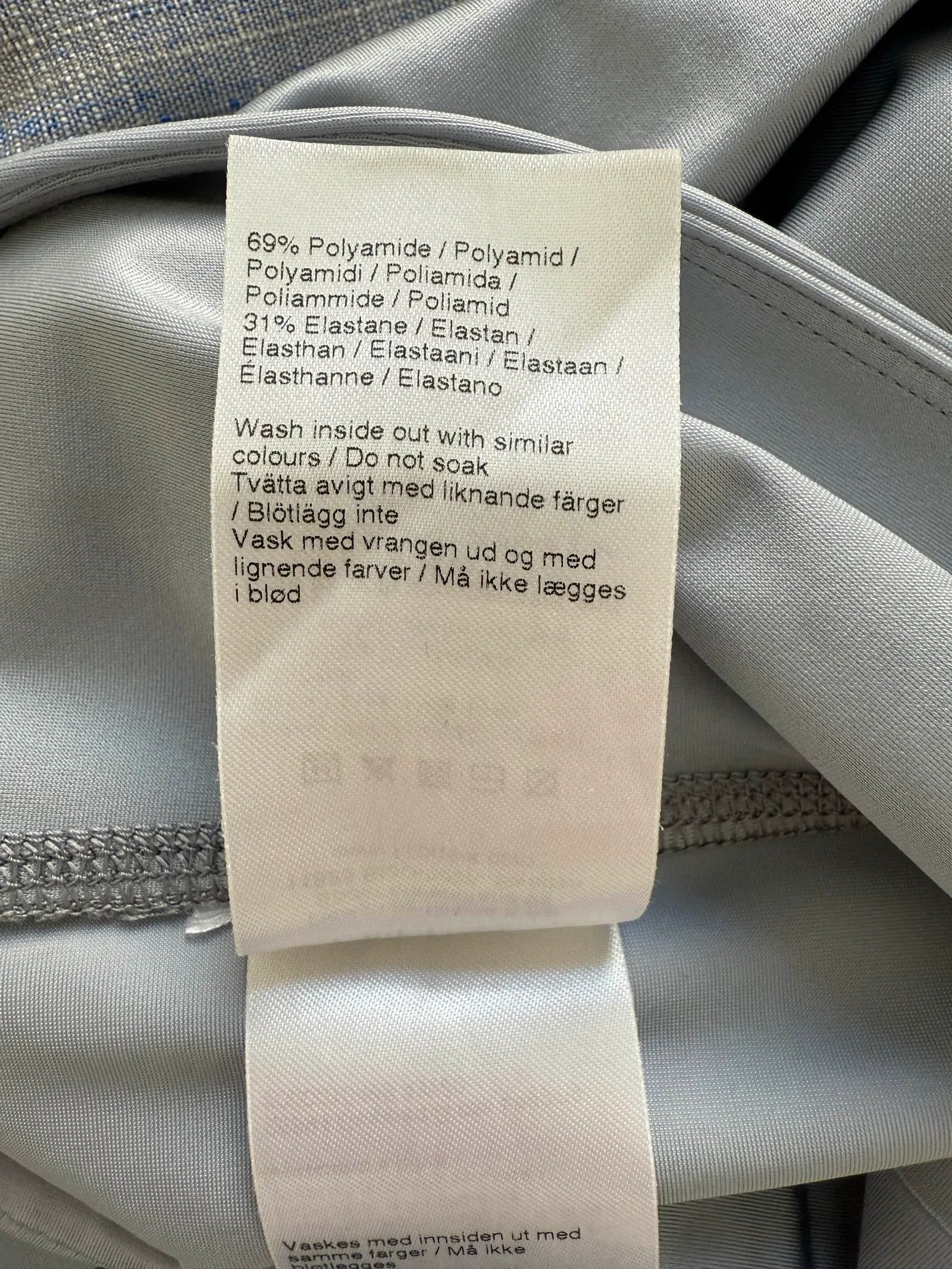 Filippa K Filippa K Cropped Gloss Leggings 26894 Tights Size 27" / US 4 / IT 40 - 3 Thumbnail