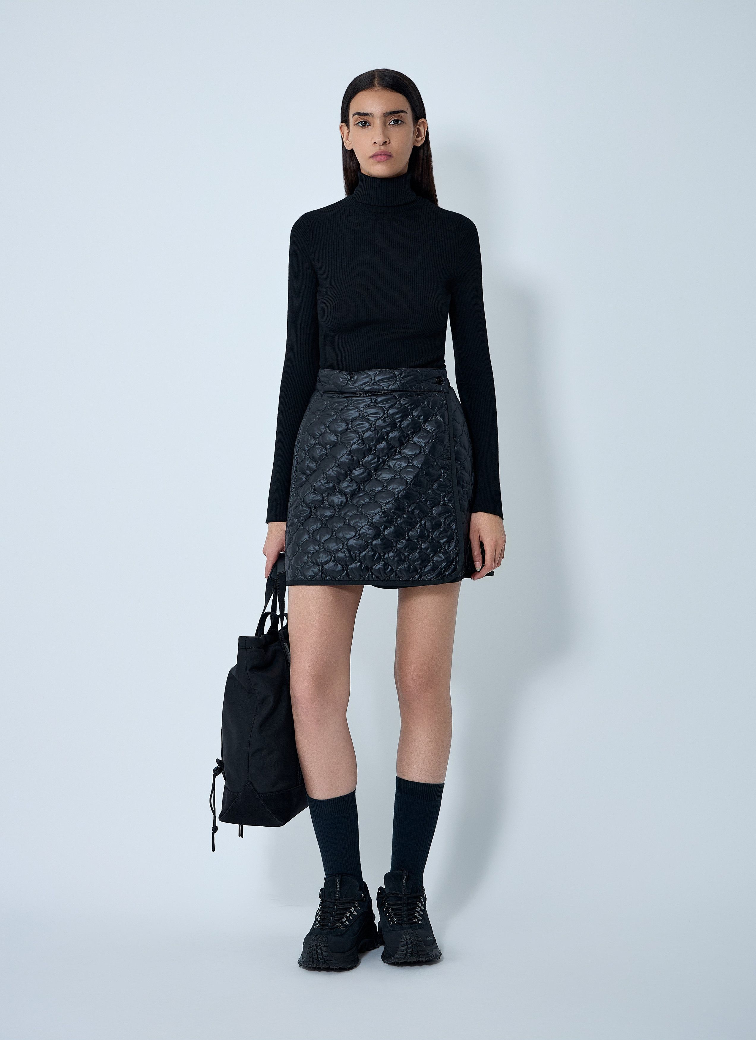 Moncler Longue Saison Mini Skirt Size 28" / US 6 / IT 42 - 2 Thumbnail