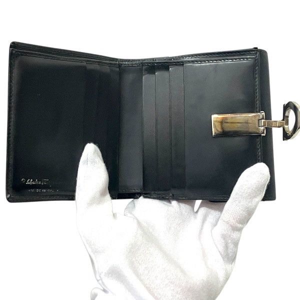 Salvatore Ferragamo Salvatore Ferragamo Salvatore Ferragamo Gancini Leather Wallet Leather Short Wallet AQ-220104 DUTY FREE for USA Size ONE SIZE - 3 Thumbnail