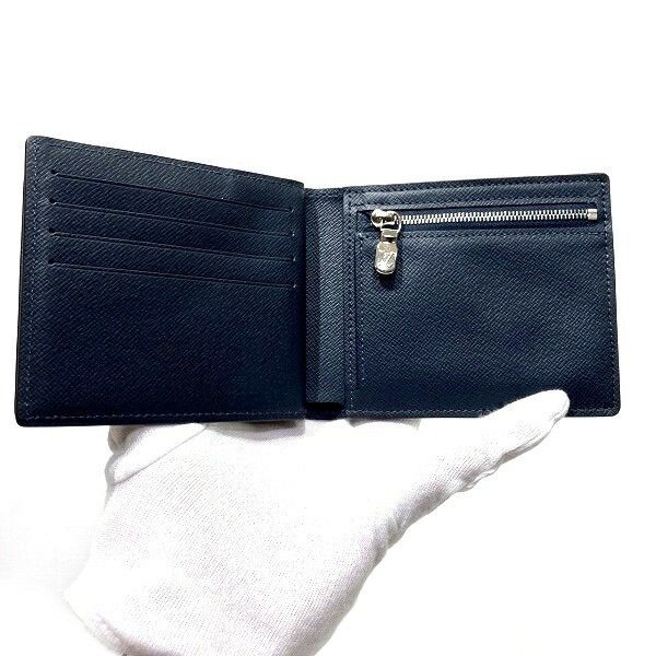 Louis Vuitton Louis Vuitton Amerigo Taiga Wallet Leather Short Wallet M42100