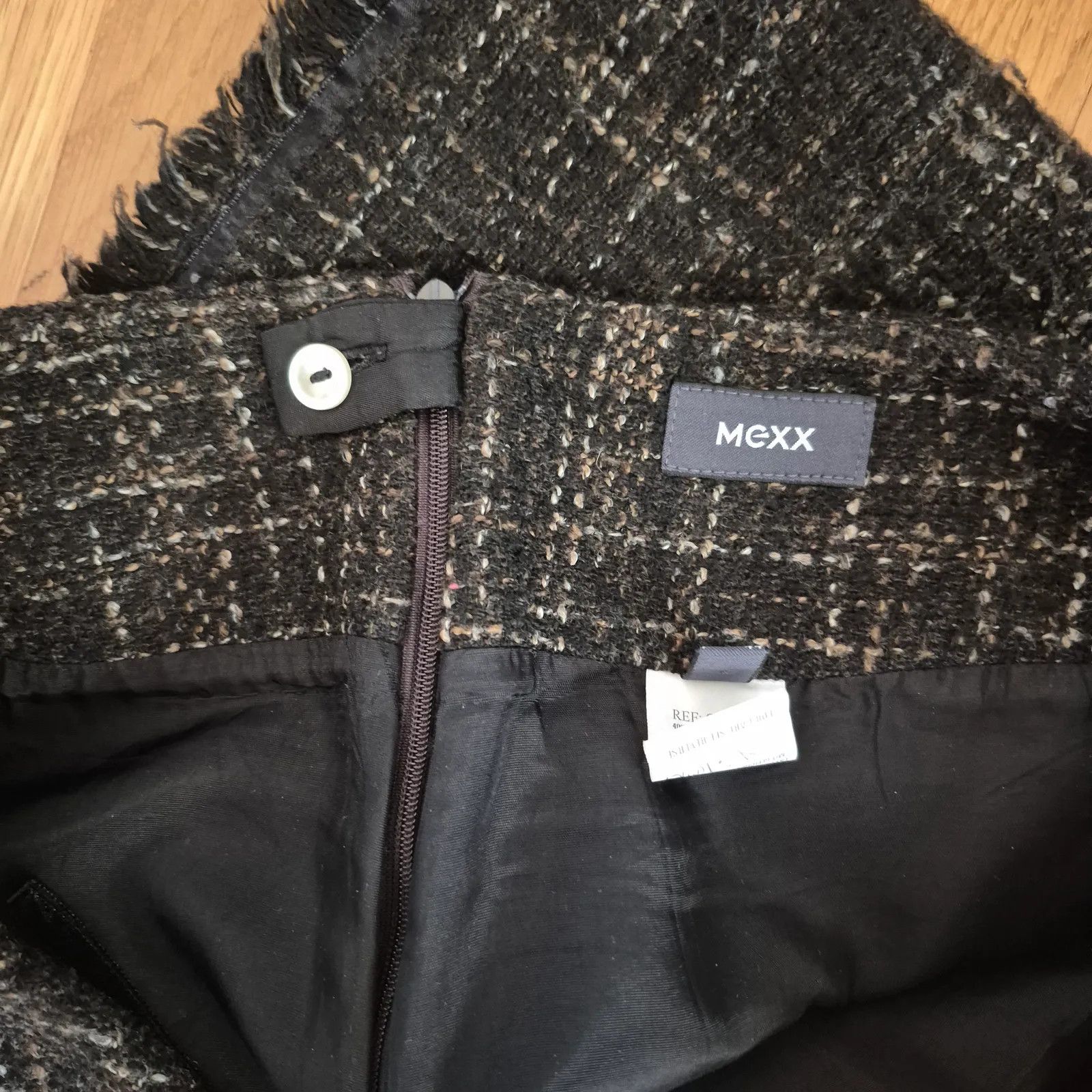 Mexx Mexx Skirt Size 28" / US 6 / IT 42 - 2 Thumbnail