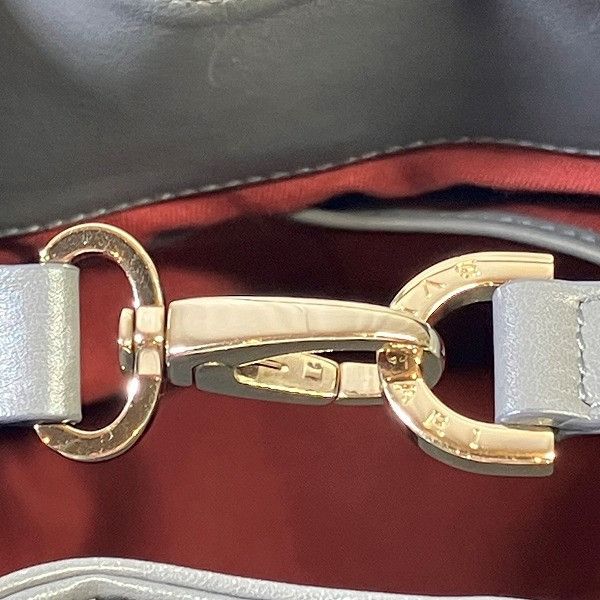 Bvlgari Bvlgari Bvlgari Chandra Leather Handbag Leather Handbag DUTY FREE for USA Size ONE SIZE - 9 Thumbnail