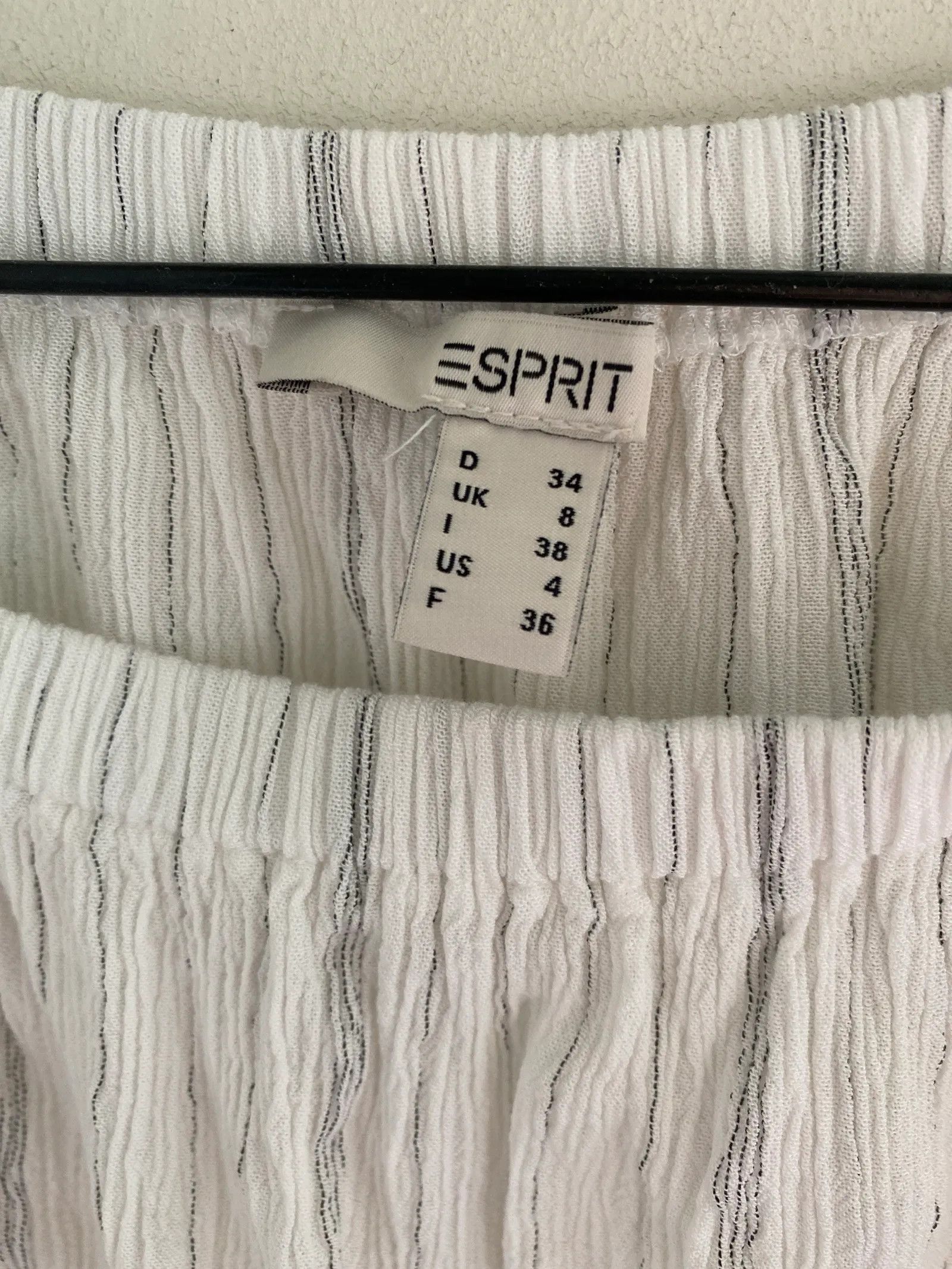 Esprit Esprit Blouse Size XS / US 0-2 / IT 36-38 - 2 Thumbnail