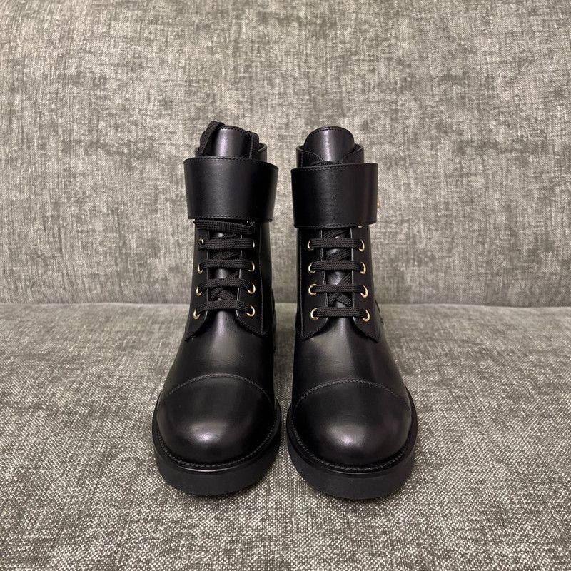 Louis Vuitton Louis Vuitton Wonderland Black Leather Martin Boots 0079 Size US 8 / IT 38 - 4 Thumbnail