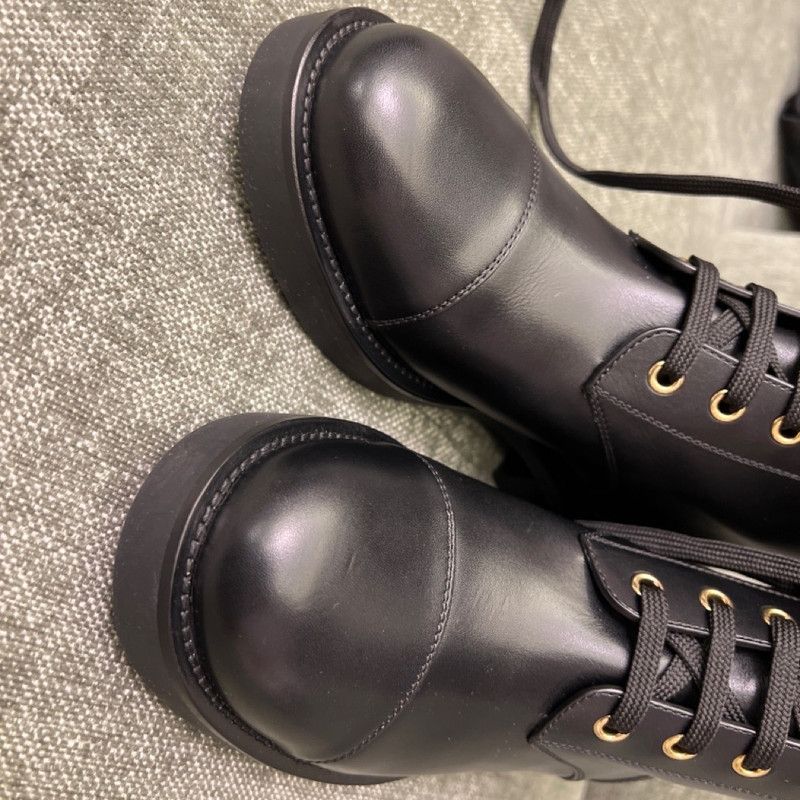 Louis Vuitton Louis Vuitton Wonderland Black Leather Martin Boots 0079 Size US 8 / IT 38 - 10 Thumbnail