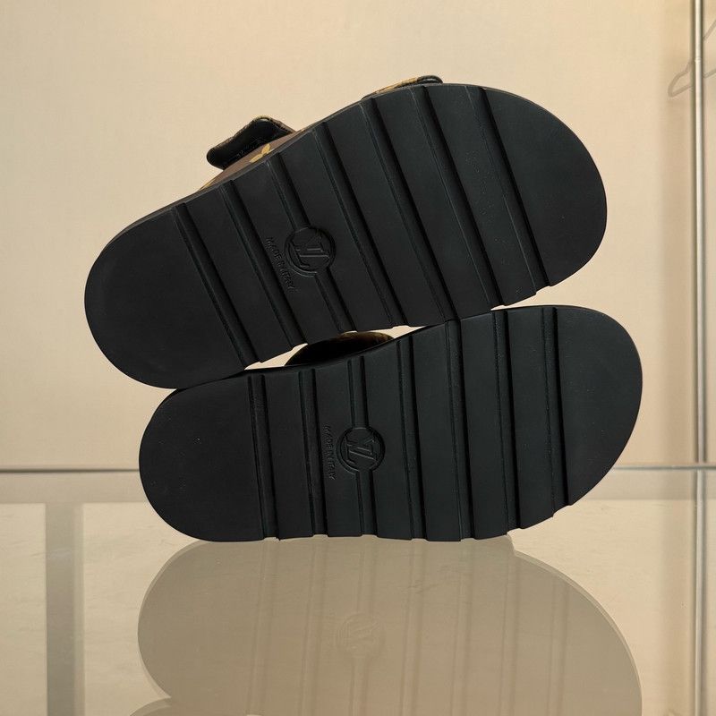 Louis Vuitton Louis Vuitton Brown Pool Pillow Sandals 0079 Size US 8 / IT 38 - 4 Thumbnail