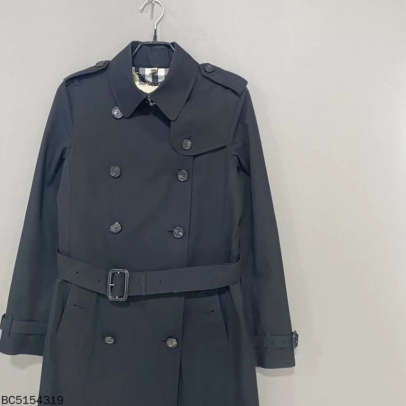 Burberry Burberry Black Plaid Mid-Length Trench Coat Size M / US 6-8 / IT 42-44 - 2 Thumbnail