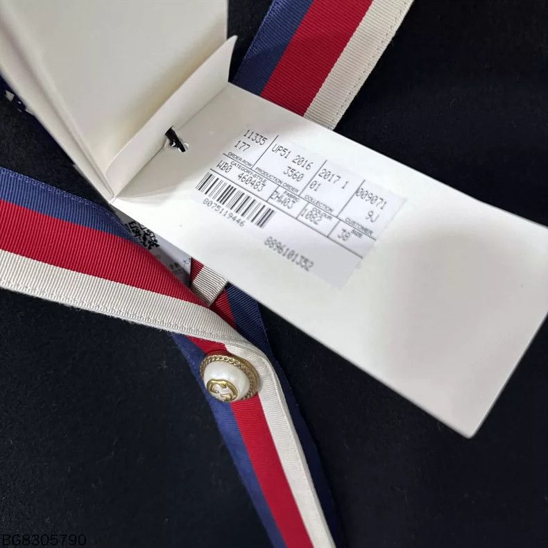 Gucci Gucci Contrast Stripe Pearl Button Wool Coat Size M / US 6-8 / IT 42-44 - 6 Thumbnail