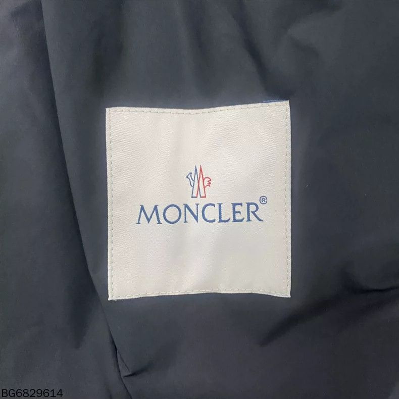 Moncler Moncler Logo Sleeve Rain Jacket Coat Size M / US 6-8 / IT 42-44 - 5 Thumbnail