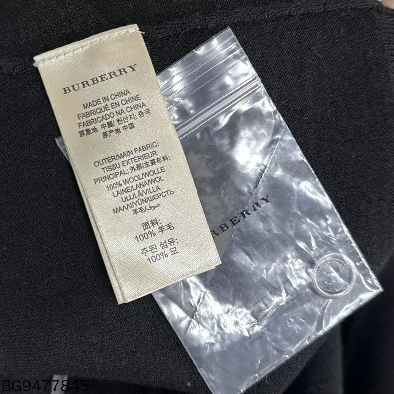 Burberry Burberry Wool Cardigan with Classic Plaid Size M / US 6-8 / IT 42-44 - 6 Thumbnail