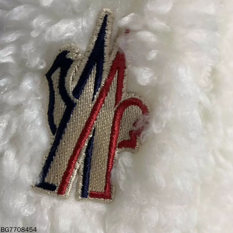 Moncler Moncler White Teddy Down Jacket Size M / US 6-8 / IT 42-44 - 5 Thumbnail