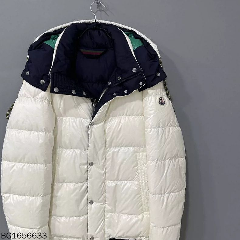 Moncler Reversible Logo Down Jacket Moncler Size S / US 4 / IT 40 - 6 Thumbnail