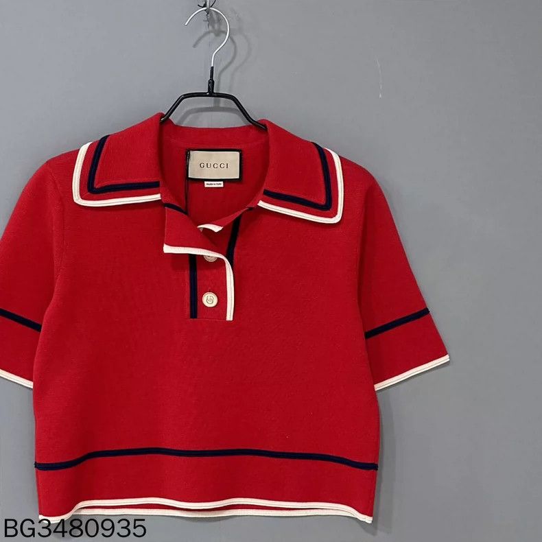 Gucci Gucci Red Striped Gold Button Knit Top Size XS / US 0-2 / IT 36-38 - 2 Thumbnail