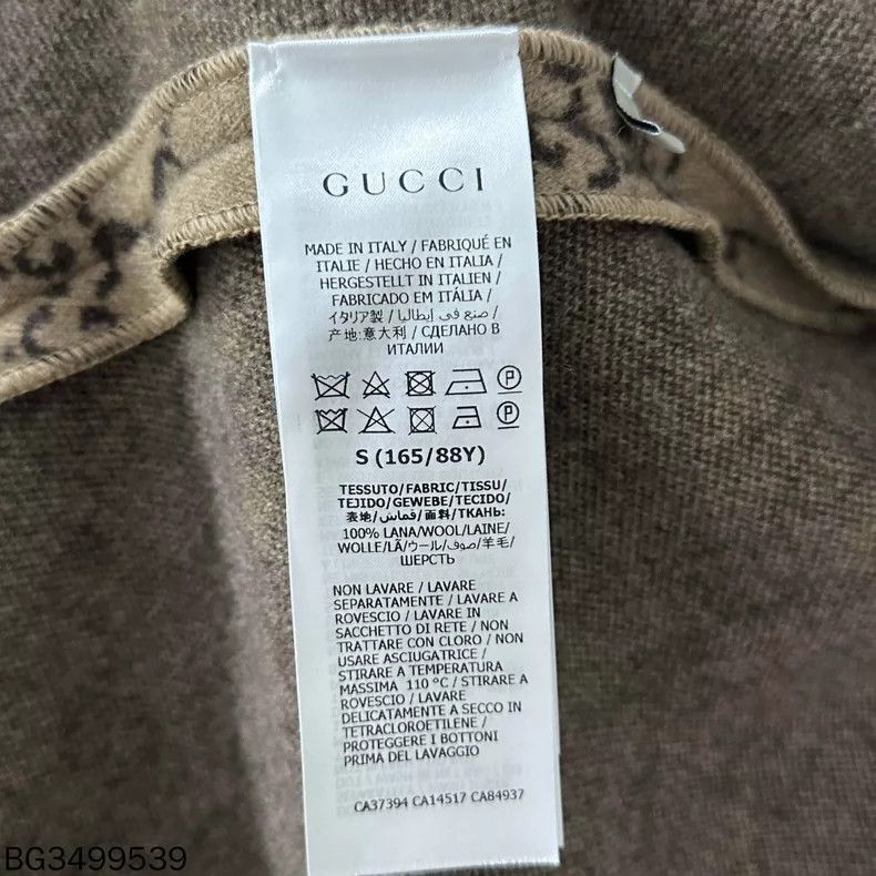 Gucci Gucci Logo Print Gold Button Cape Coat Size S / US 4 / IT 40 - 5 Thumbnail