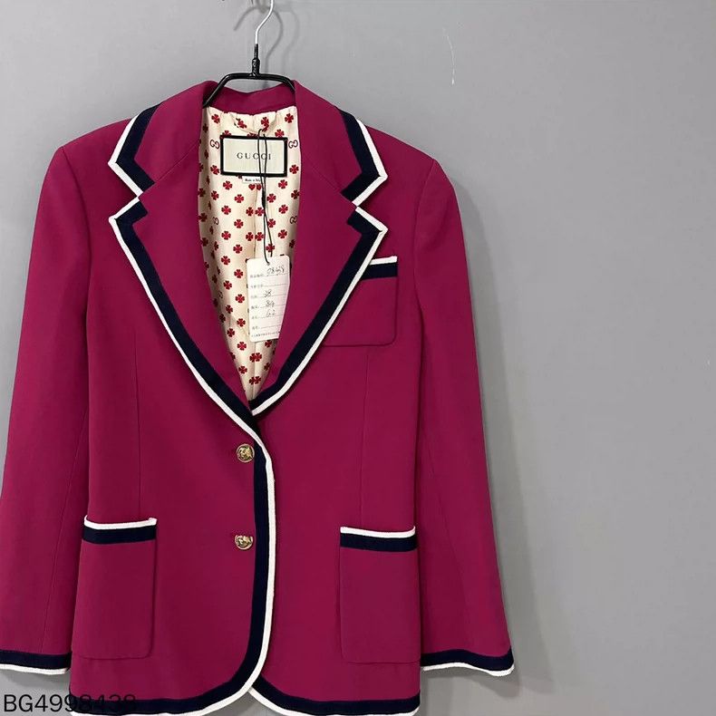 Gucci Gucci Tiger Head Button Purple Blazer Size M / US 6-8 / IT 42-44 - 2 Thumbnail