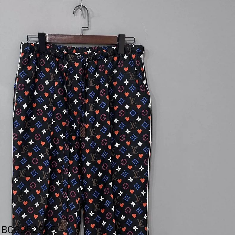 Louis Vuitton Louis Vuitton Logo Print Silk Wide-Leg Pants Size 40" / US 18 - 3 Thumbnail