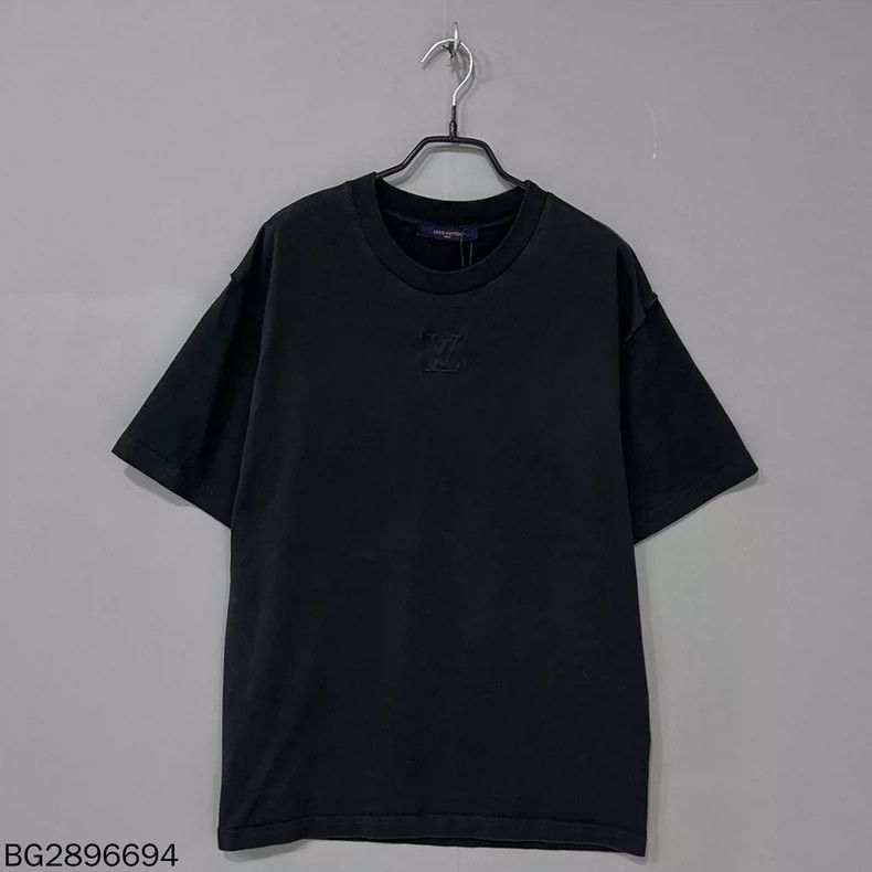Louis Vuitton Louis Vuitton Black Logo Short Sleeve Tee Size L / US 10 / IT 46 - 2 Thumbnail