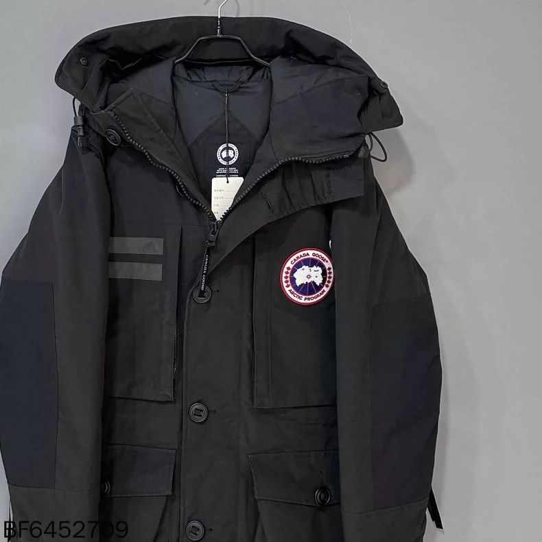 Canada Goose Black Reflective Expedition Down Jacket Size L / US 10 / IT 46 - 2 Thumbnail