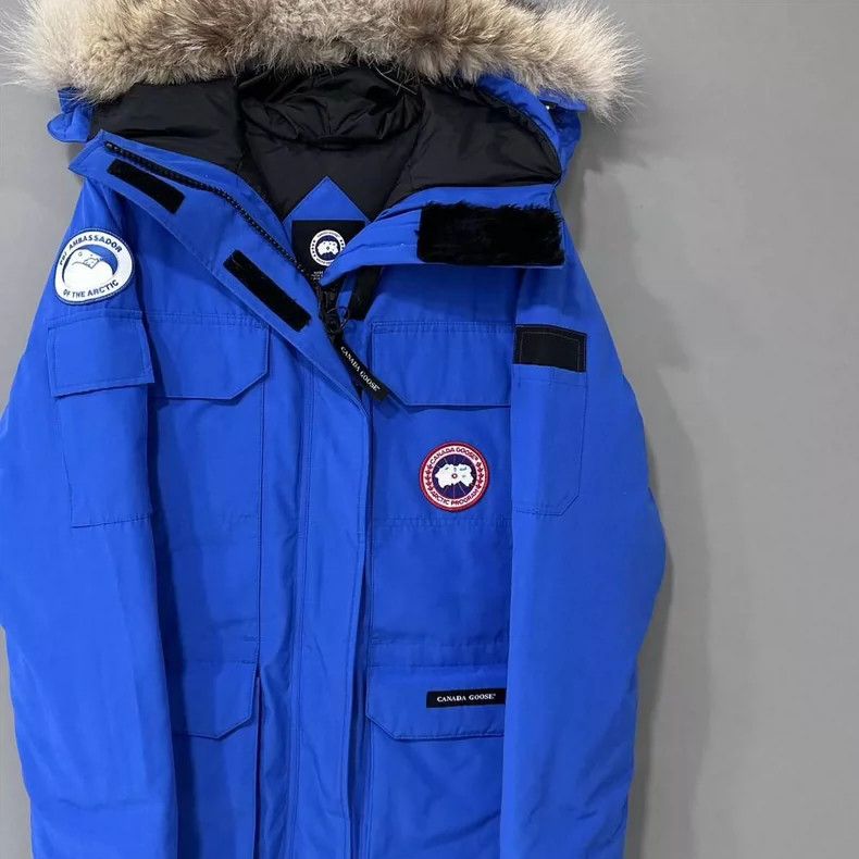 Canada Goose Canada Goose Charity Expedition Down Jacket Size S / US 4 / IT 40 - 2 Thumbnail