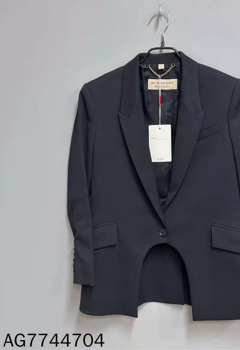 Burberry Burberry Classic Black Blazer Size M / US 6-8 / IT 42-44 - 2 Thumbnail