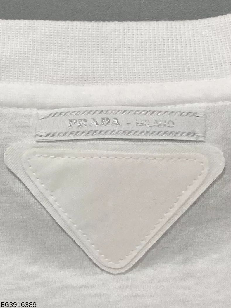 Prada Prada White Triangle Logo Short Sleeve T-shirt Size XXL / US 16-18 / IT 52-54 - 6 Thumbnail