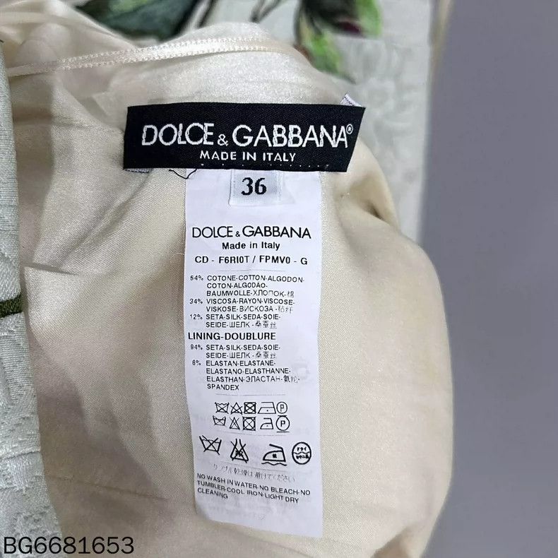 Dolce & Gabbana Dolce & Gabbana Rose Embroidered Dress Size S / US 4 / IT 40 - 5 Thumbnail