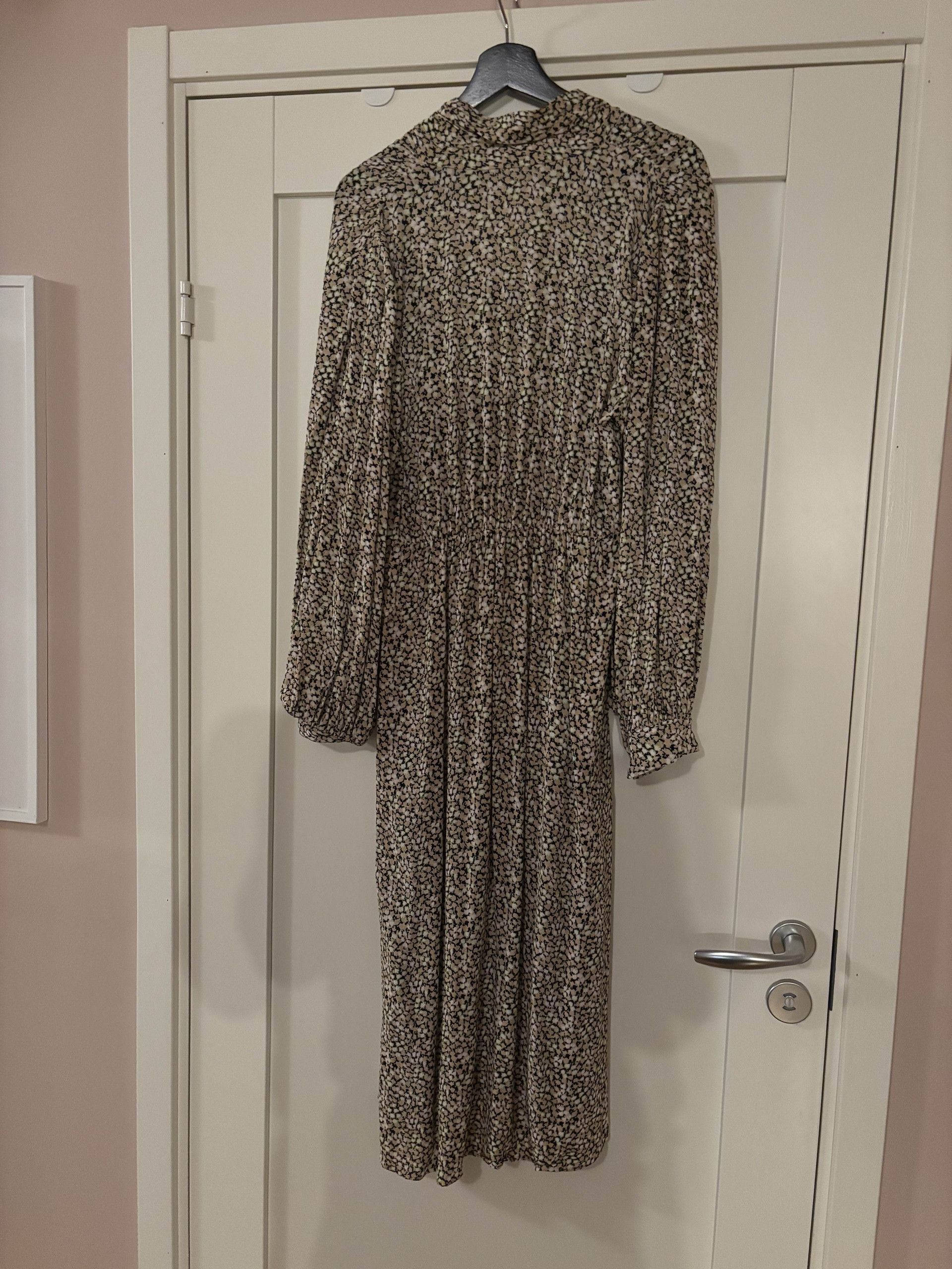 Arket Arket Dress Size S / US 4 / IT 40 - 4 Thumbnail