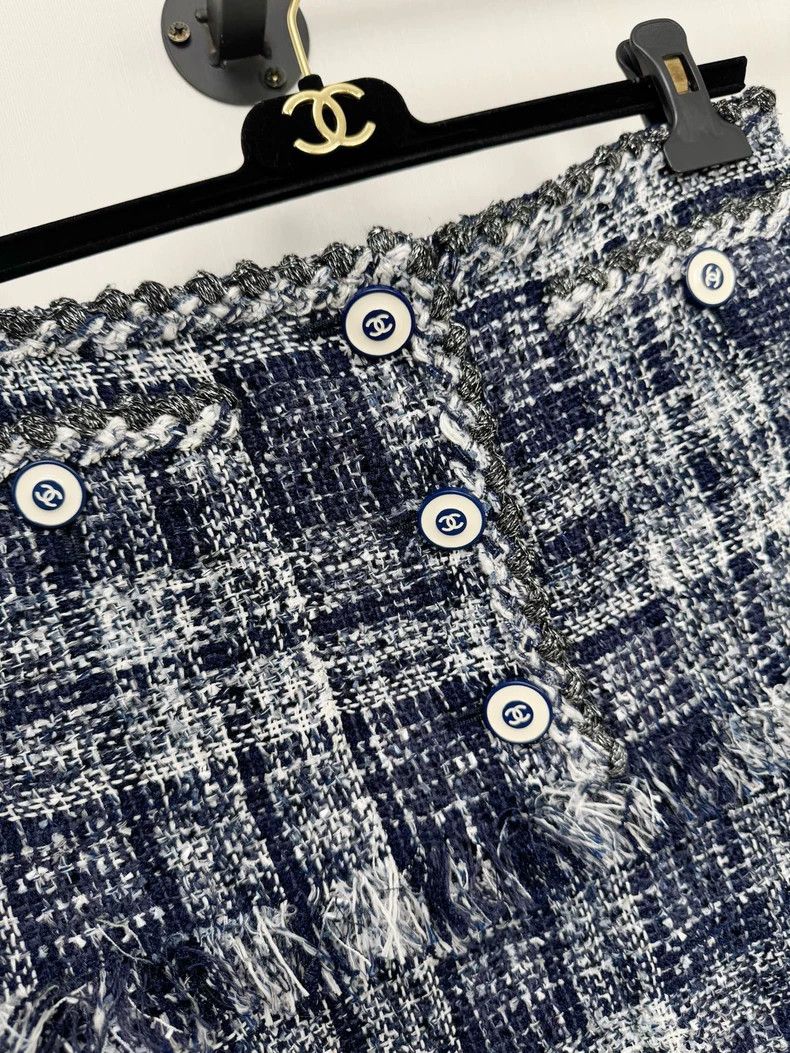 Chanel Chanel Tweed Woven Skirt Size 32" / US 10 / IT 46 - 2 Thumbnail