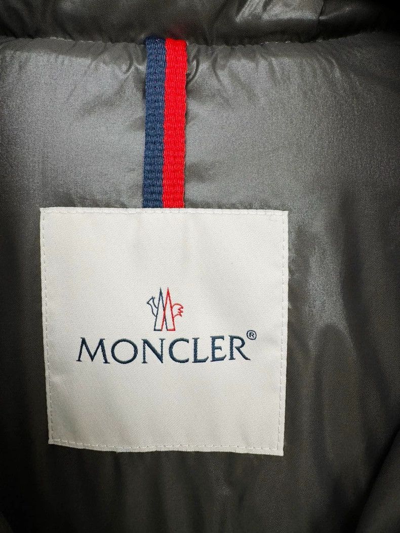 Moncler Moncler Long Down Jacket with Fur Collar Size L / US 10 / IT 46 - 2 Thumbnail