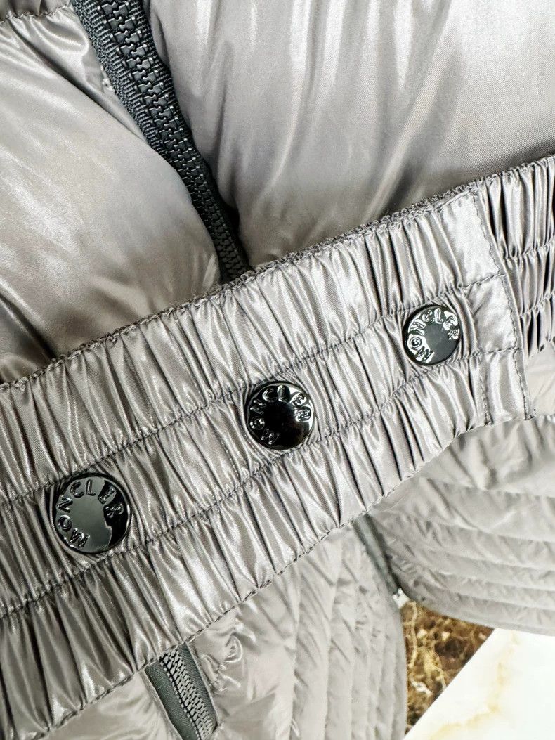 Moncler Moncler Long Down Jacket with Fur Collar Size L / US 10 / IT 46 - 4 Thumbnail