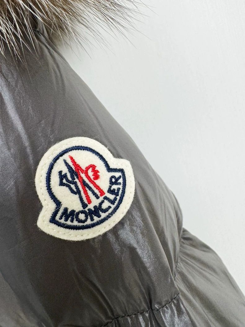 Moncler Moncler Long Down Jacket with Fur Collar Size L / US 10 / IT 46 - 3 Thumbnail