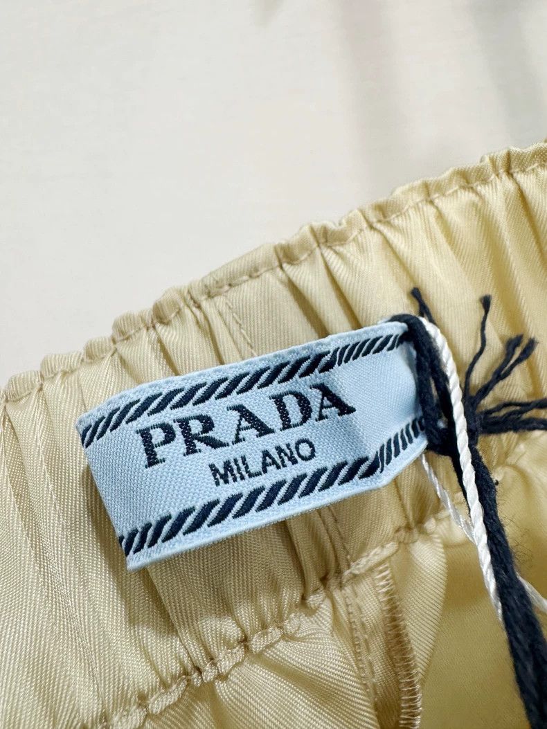 Prada Prada Nylon Shorts with Tags New Size 36" / US 14 / IT 50 - 3 Thumbnail