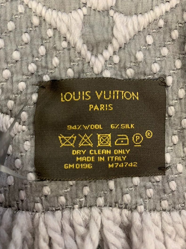 Louis Vuitton Louis Vuitton Logomania Silk Wool Scarf Size ONE SIZE - 5 Thumbnail