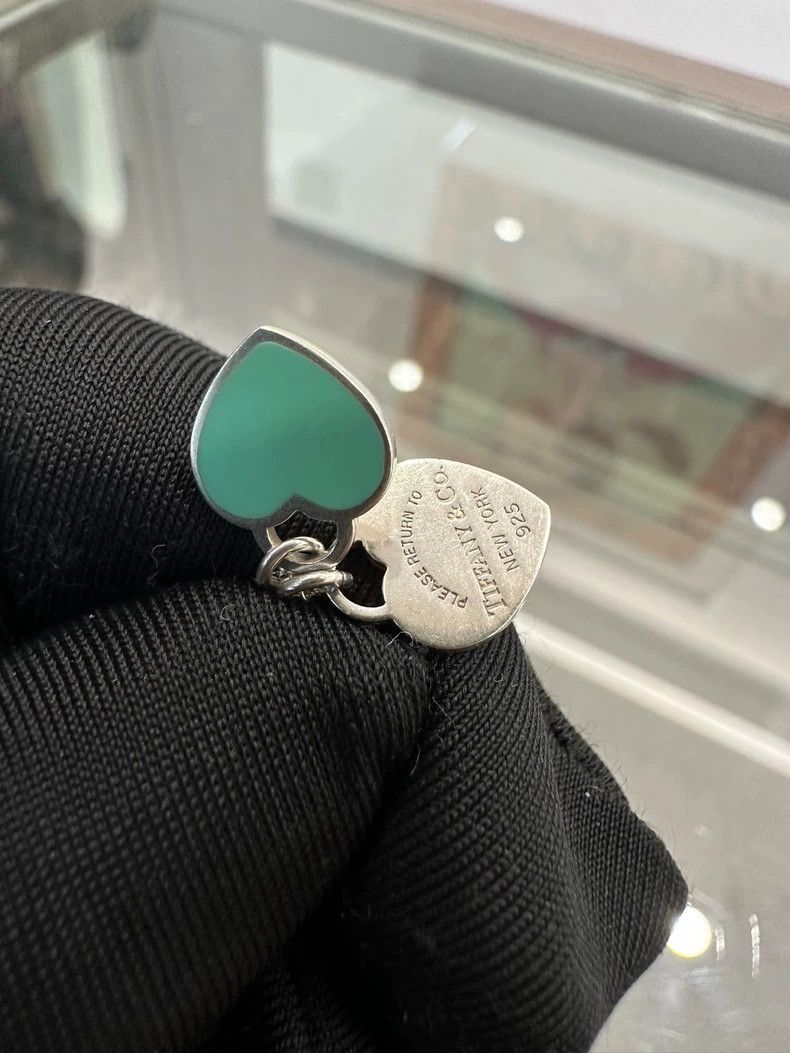 Tiffany & Co. Tiffany Double Heart Tag Silver Necklace Size ONE SIZE - 3 Thumbnail