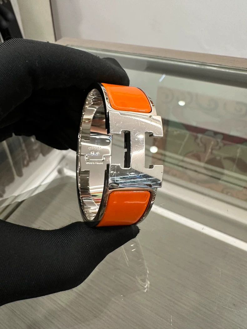 Hermes Hermes Orange Wide H Bracelet PM Size Size ONE SIZE - 2 Thumbnail