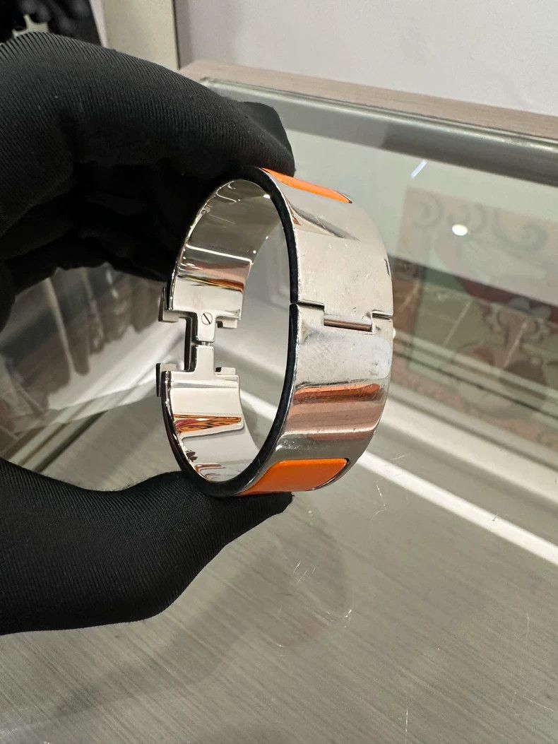 Hermes Hermes Orange Wide H Bracelet PM Size Size ONE SIZE - 3 Thumbnail