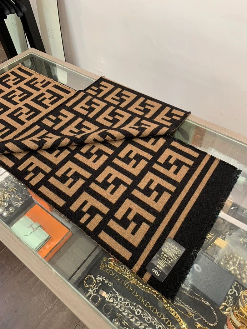 Fendi Fendi FF Logo Wool Women's Scarf Size ONE SIZE - 5 Thumbnail